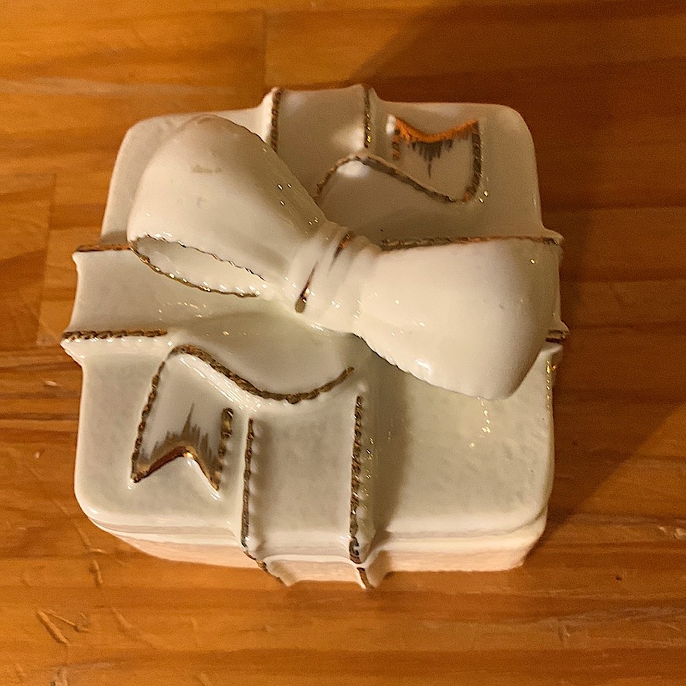 Trinket box